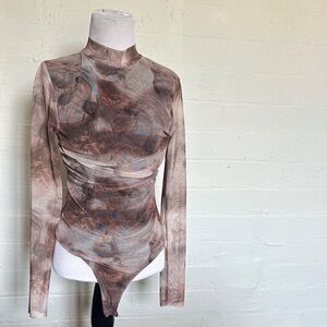 PrettyLittleThing Brown Marble Long Sleeve Mock Neck Bodysuit